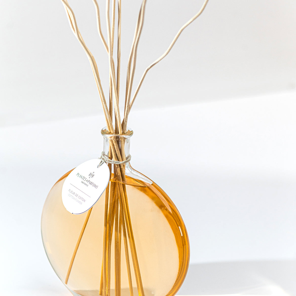 Combien de tiges en rotin utiliser pour une diffusion optimale du Bouquet Parfumé ?