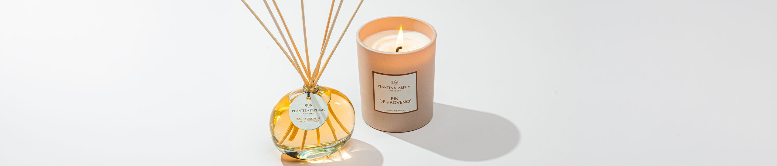 Bougies aux parfums boisés & épicés