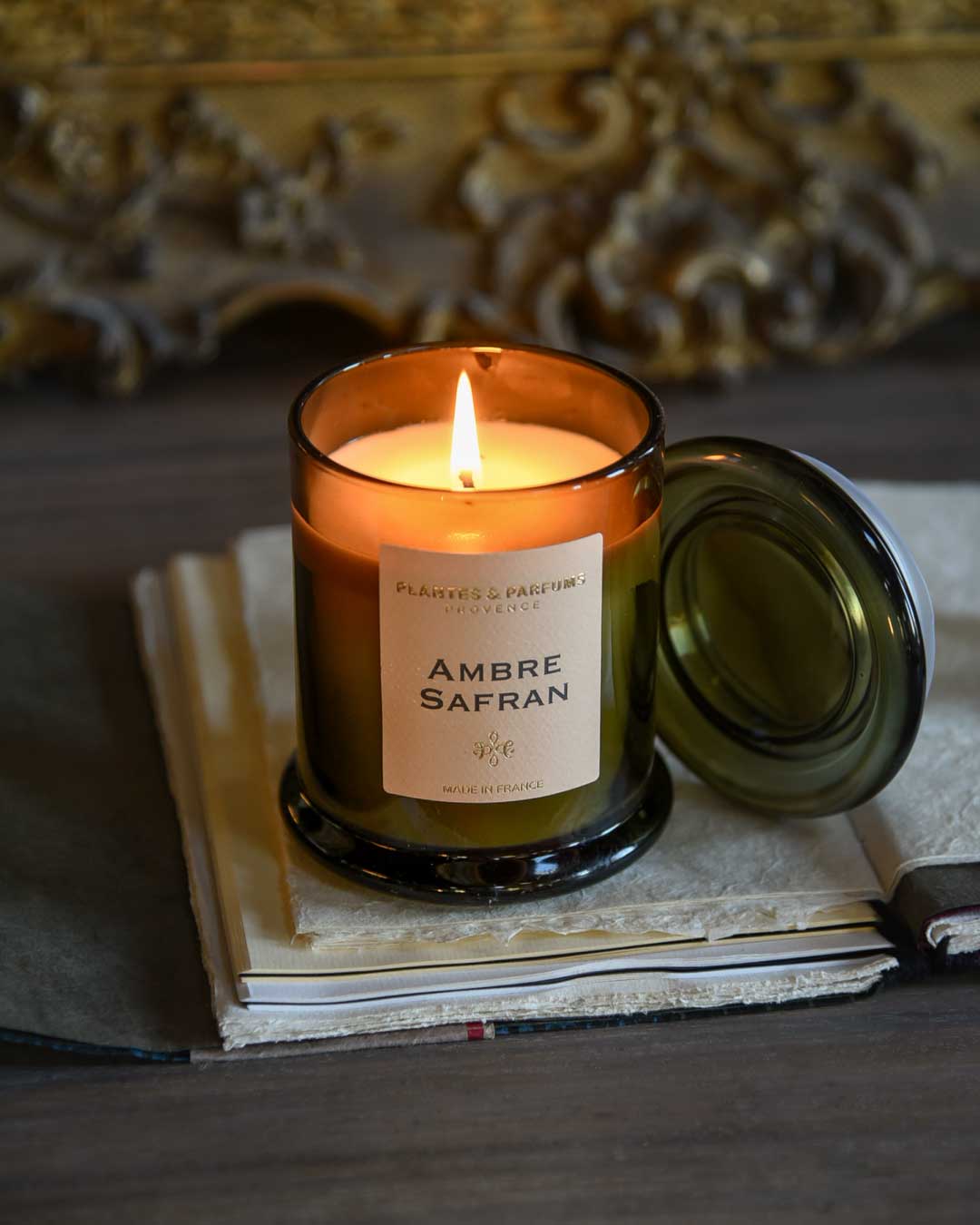 Bougie parfumée 260g Ambre Safran