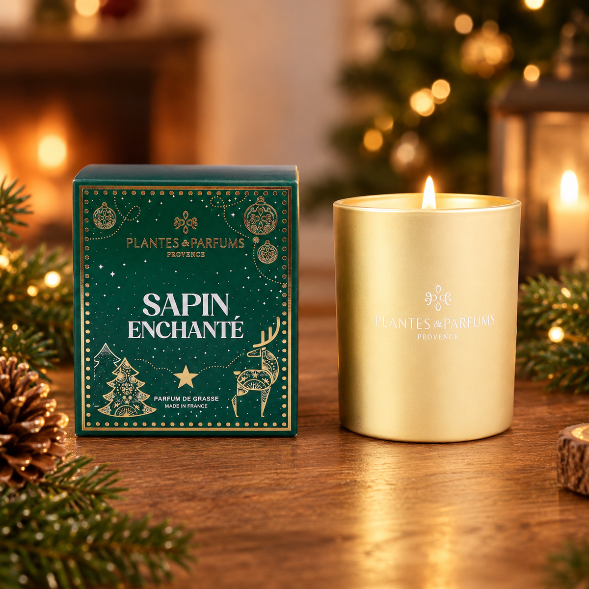 Bougie Végétale Parfumée 180g Sapin Enchanté dans décor de Noël